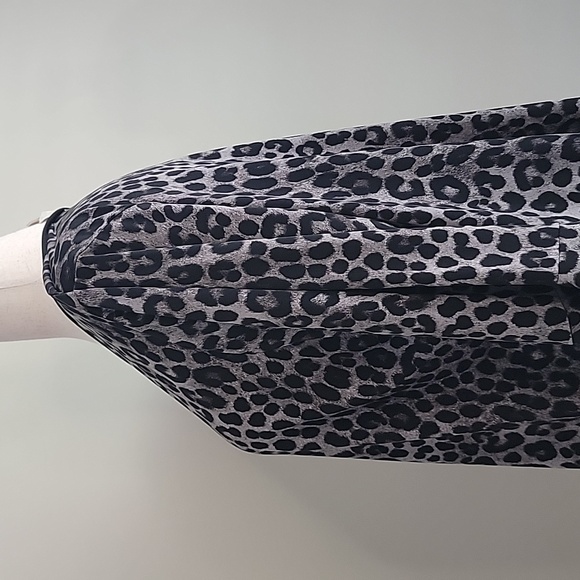 MICHAEL KORS 2X ANIMAL PRINT BELL SLEEVE BLOUSE - Picture 5 of 11